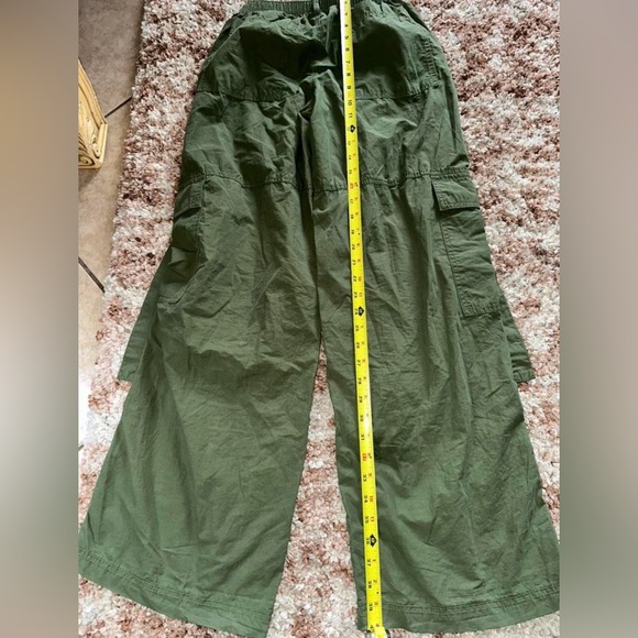 Women’s Mid Rise Cargo Pants In Green Size XXS  - Wild Fable - Picture 5 of 5